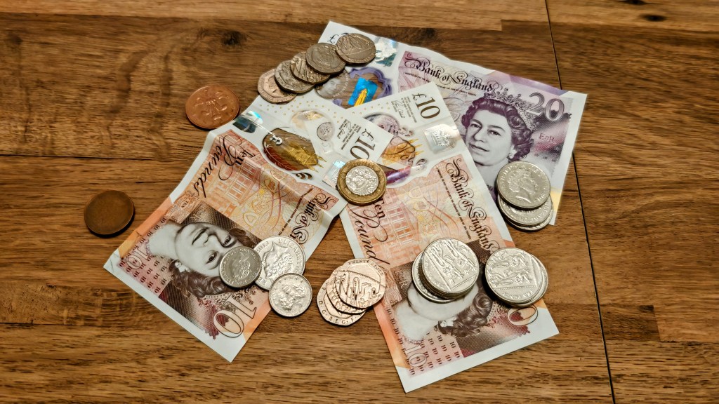 Tips on how to save&nbsp;money