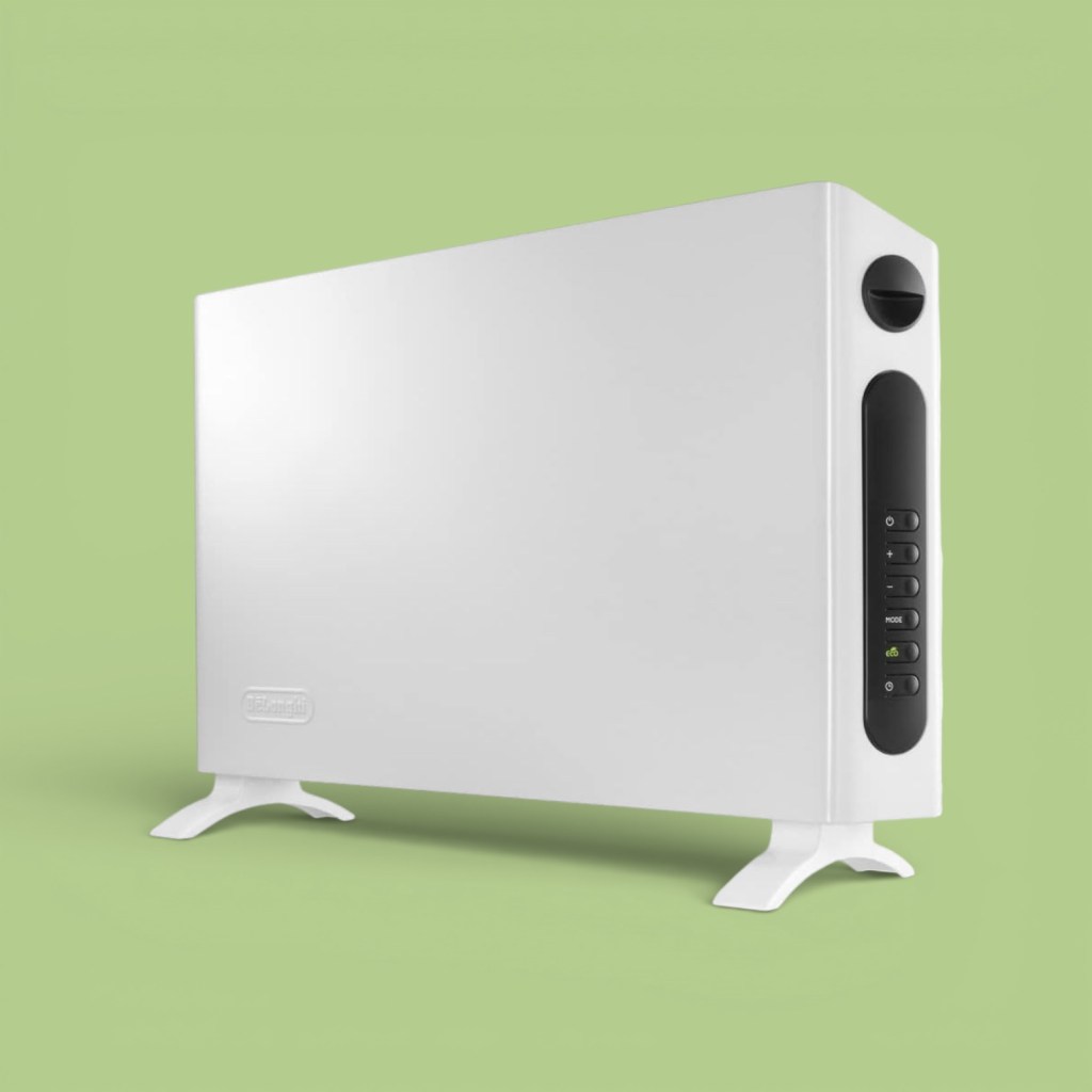 De'Longhi Slimline on a green background
